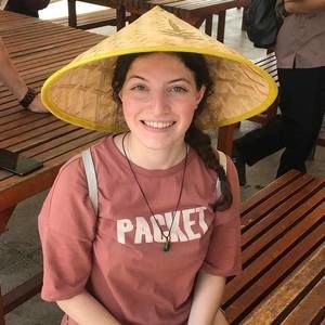 Meet your Posher, Emma